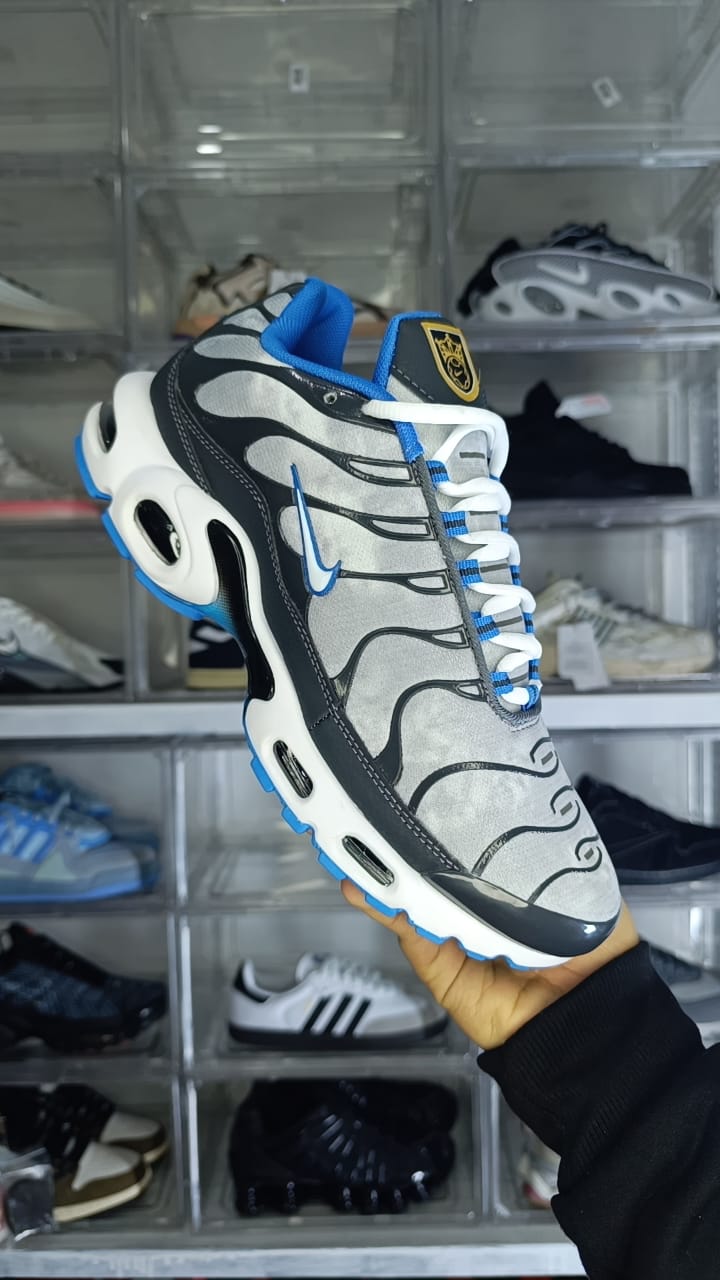 NIKE AIR MAX TN