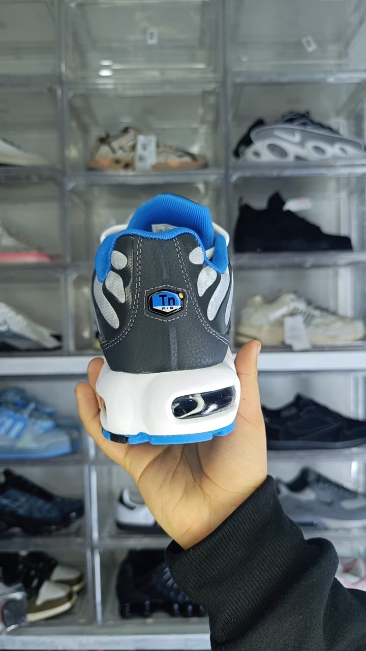 NIKE AIR MAX TN