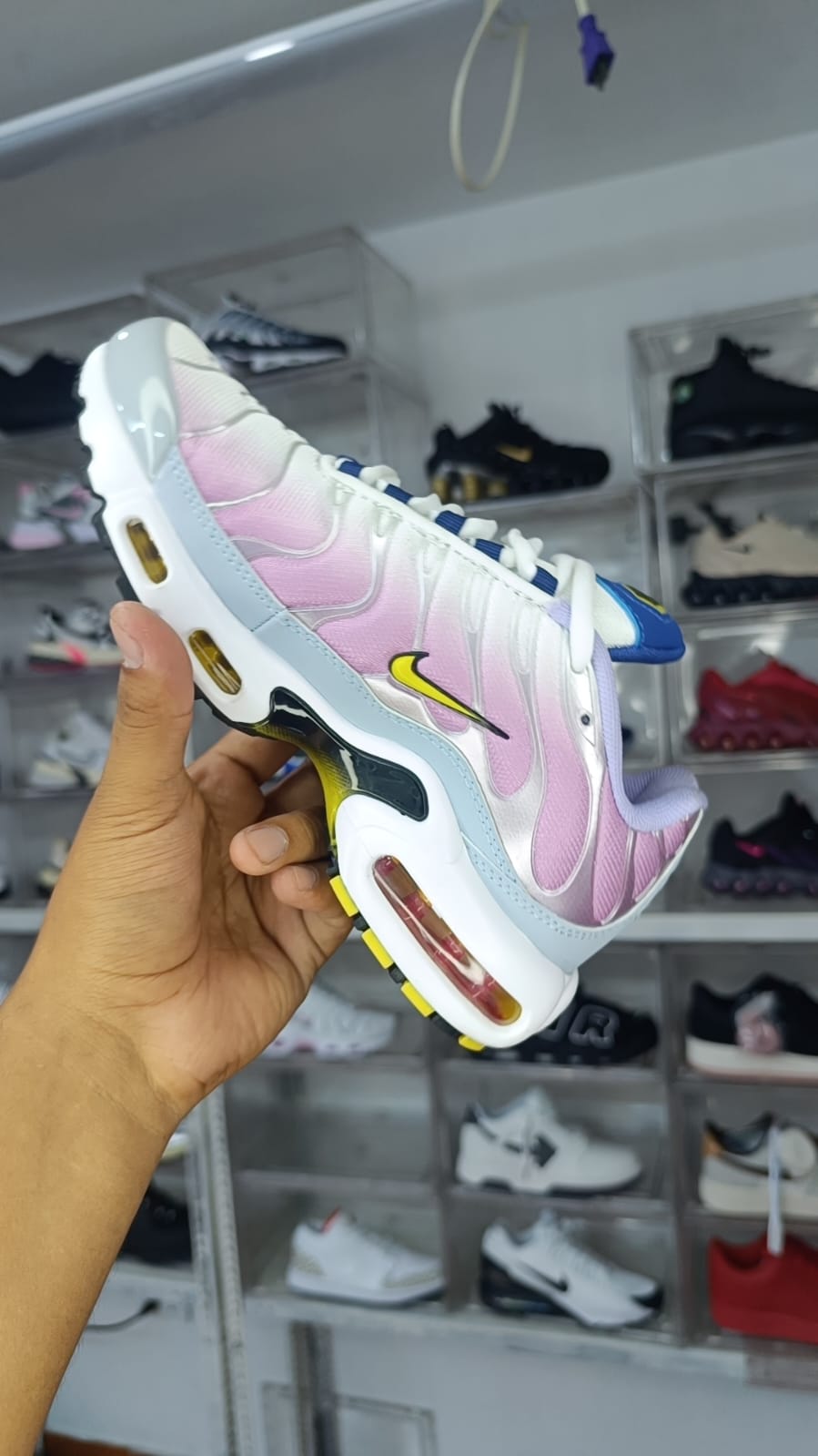 NIKE AIR MAX TN PLUS "VIOLET DUST HIGH VOLTAGE"