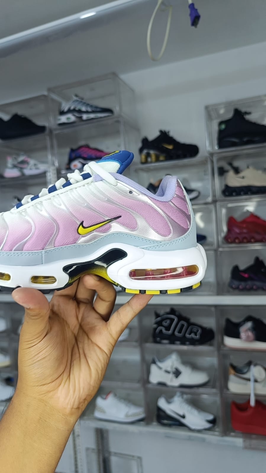 NIKE AIR MAX TN PLUS "VIOLET DUST HIGH VOLTAGE"