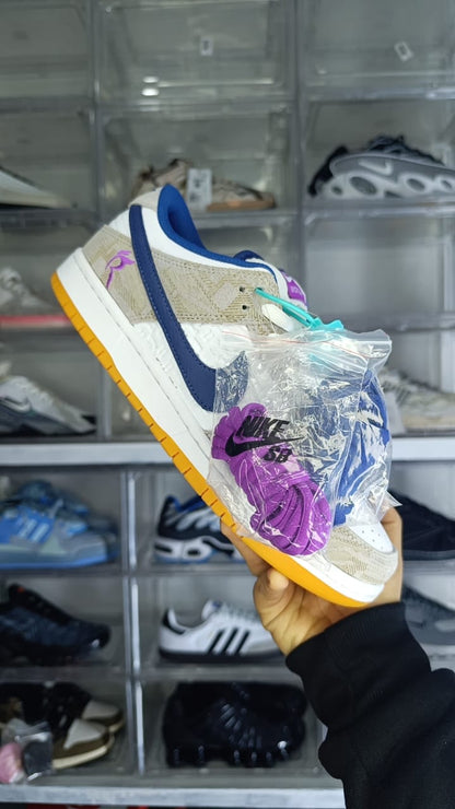 NIKE DUNK LOW "RAYSSA LEAL"