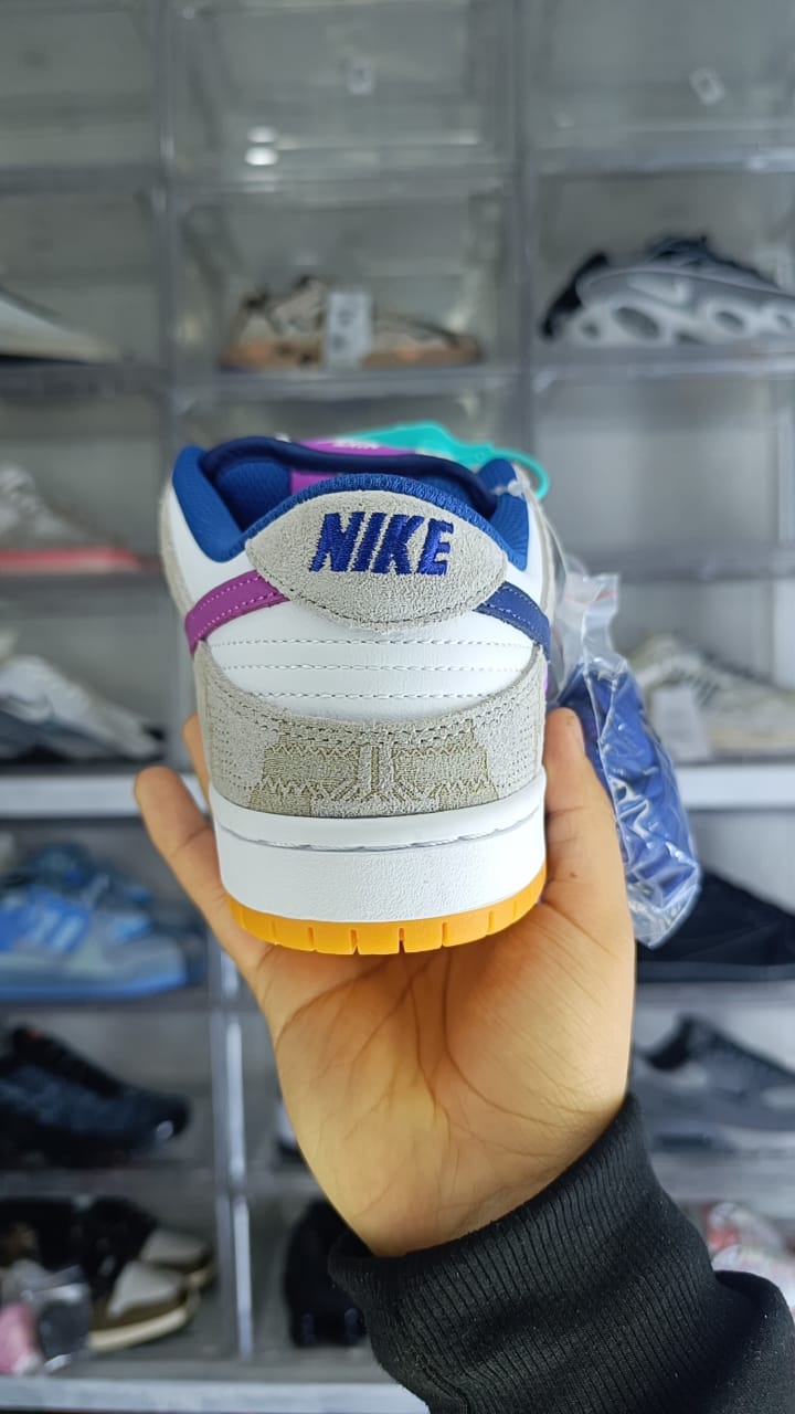 NIKE DUNK LOW "RAYSSA LEAL"