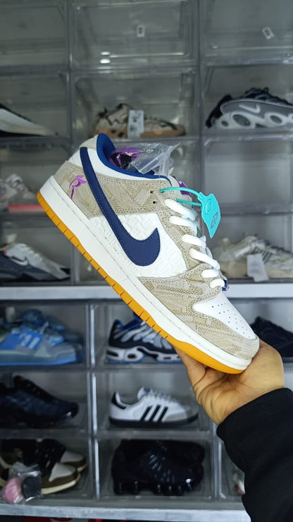 NIKE DUNK LOW "RAYSSA LEAL"