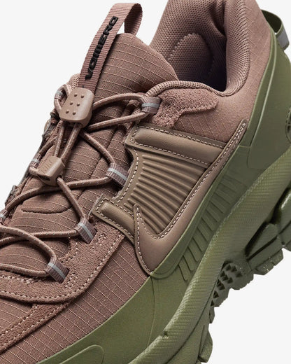 NIKE ZOOM VOMERO ROAM