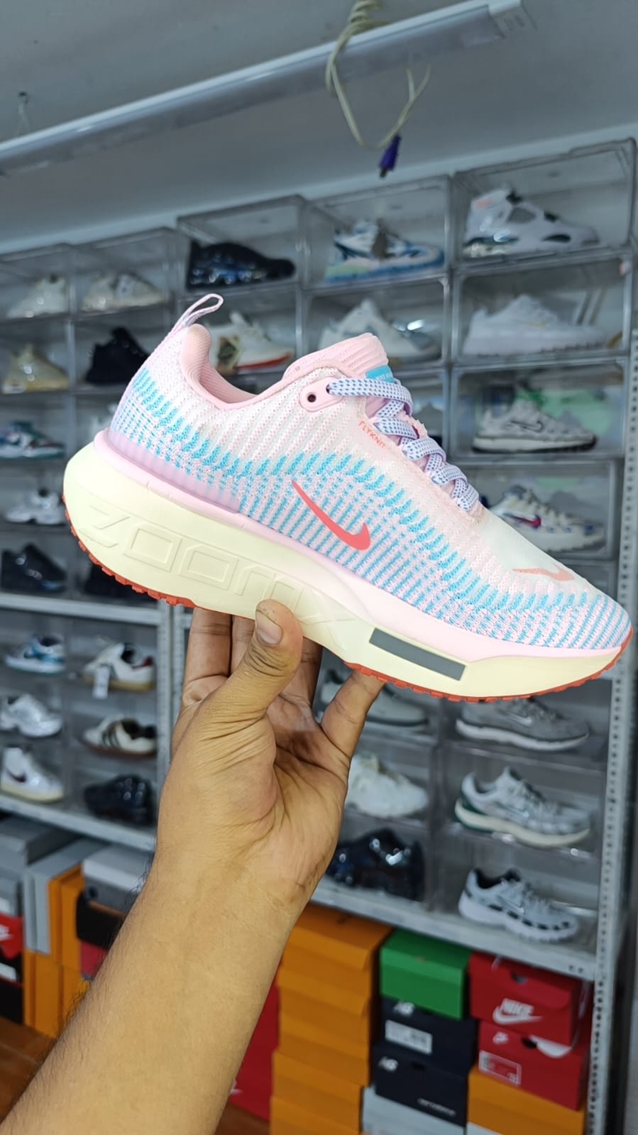 NIKE ZOOM X