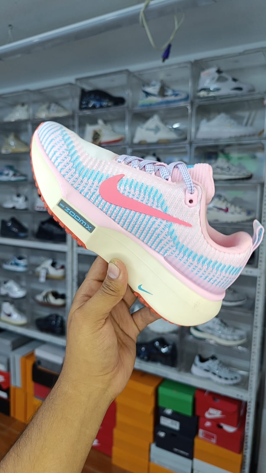 NIKE ZOOM X