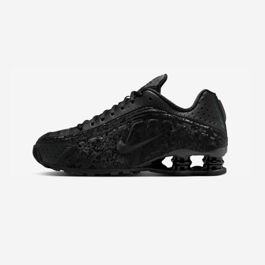 NIKE SHOX R4