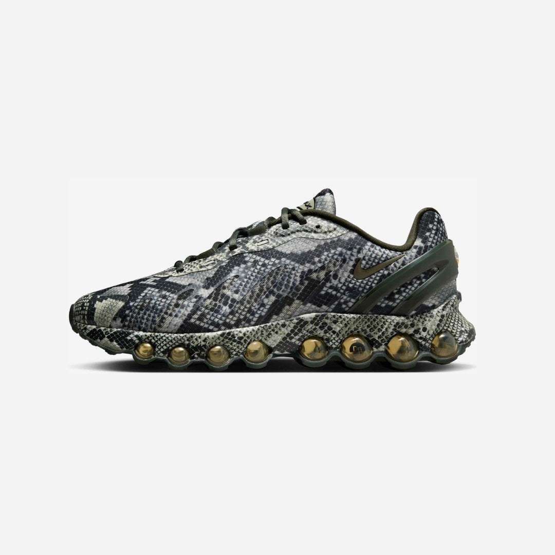 NIKE AIR MAX DN8