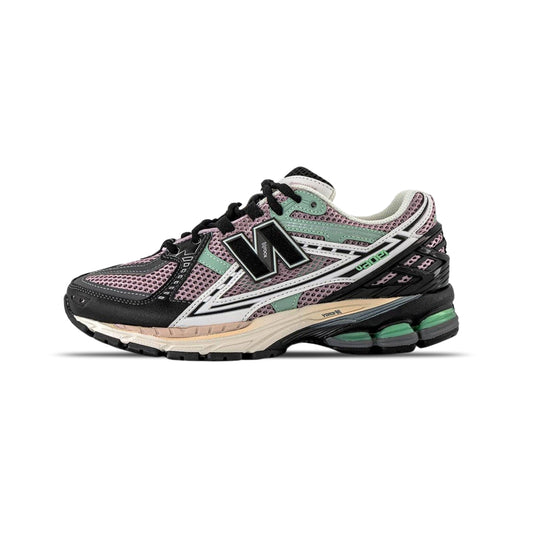 NEW BALANCE 1906R