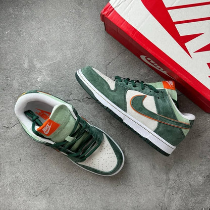 NIKE DUNK LOW OTOMO KATSUHARU