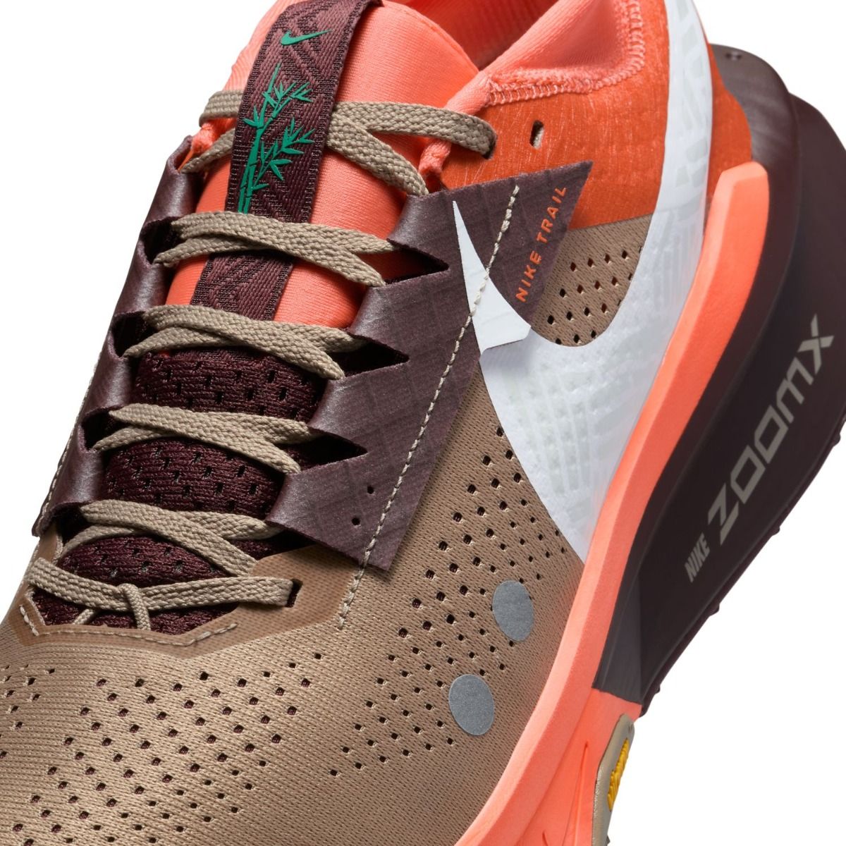 NIKE ZEGAMA 2 TRAIL 5