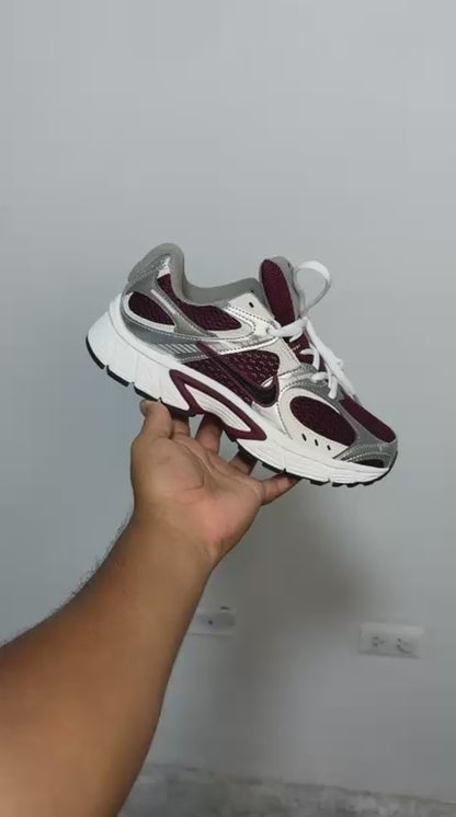 NIKE V5  RNR